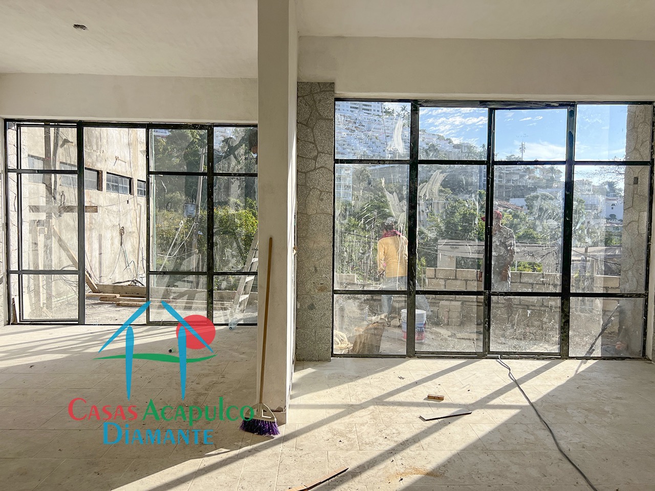 Plaza Guitarrón local 7 - Interior 1